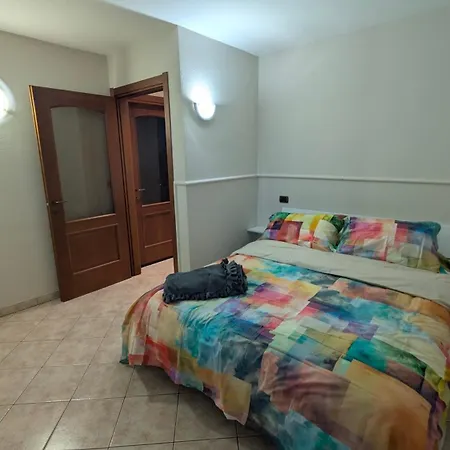 La Casa Di Dede Trilocale Nel Cuore Di Lägenhet Cuneo