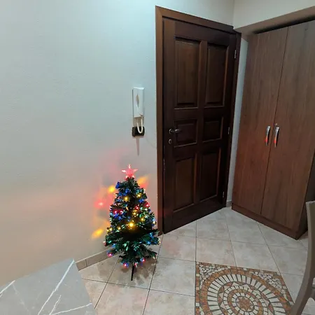 Lägenhet La Casa Di Dede Trilocale Nel Cuore Di Cuneo